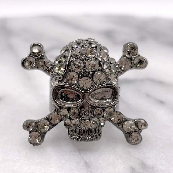 Crystal Skull Chunky Ring‎ - Picture 2 of 7